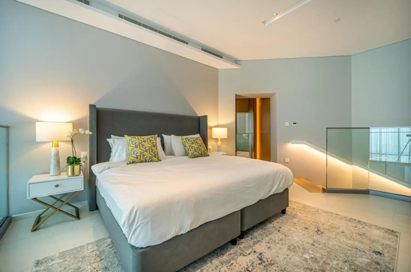 Iconic 1Bedroom Duplex With Skyline Views Near Downtown Dubai & Burj Khalifa United Arab Emirates